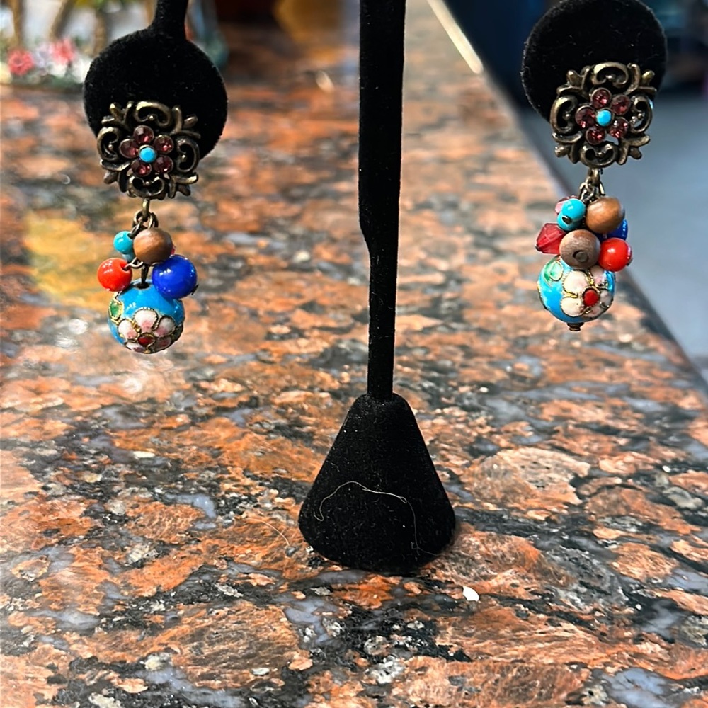 Exquisite clip earrings pads on clips vintage cloisonné and crystal beautiful